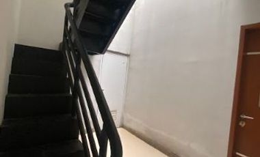 RUMAH DIJUAL CEPAT MURAH PRIVATE POOL DI CILANDAK KEMANG