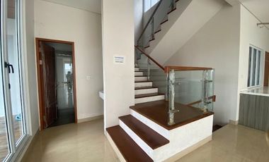 RUMAH DIJUAL CEPAT MURAH PRIVATE POOL DI CILANDAK KEMANG