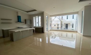RUMAH DIJUAL CEPAT MURAH PRIVATE POOL DI CILANDAK KEMANG