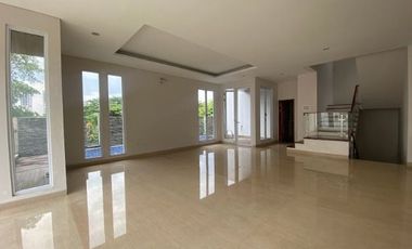 RUMAH DIJUAL CEPAT MURAH PRIVATE POOL DI CILANDAK KEMANG