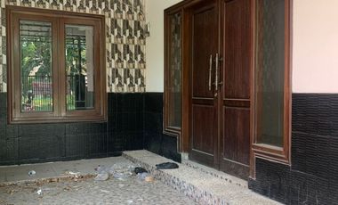 Jual Murah! Rumah di Dekat Summarecon Bekasi, Melewati Jalur MRT Bekasi Cikarang, Harga Super Murah Nego Sampai Deal!