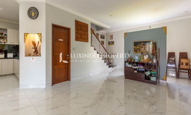 DIJUAL RUMAH DENGAN 3 KAMAR TIDUR DI DENPASAR BARAT
