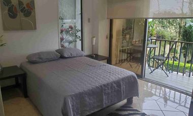 SUITE AMOBLADA EN ALQUILER CON PARQUEO EN LOMAS DE URDESA EN NORTE DE GUAYAQUIL ECUADOR.