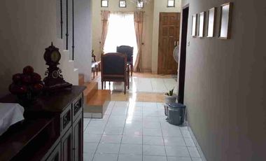 Jual Cepat Rumah Luas 226m² Siap Huni Strategis di Kebon Jeruk Jakarta Barat