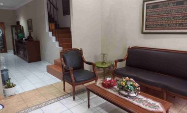 Jual Cepat Rumah Luas 226m² Siap Huni Strategis di Kebon Jeruk Jakarta Barat