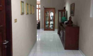 Jual Cepat Rumah Luas 226m² Siap Huni Strategis di Kebon Jeruk Jakarta Barat