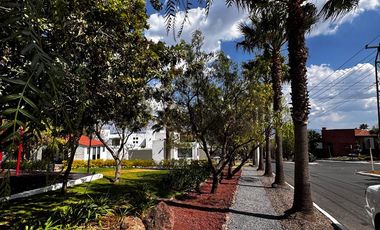 Terreno en Vista Real country club