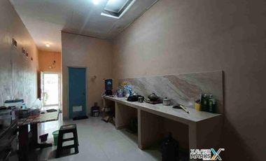Rumah Hidden Gems Halaman Luas Daerah Serengan Solo