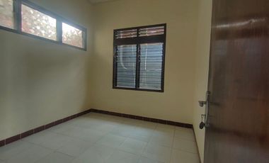 Rumah Klasik dekat masjid di Rejowinangun Gedongkuning Kotagede