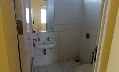 Disewakan Rumah Golf Lake Cengkareng Bersih Buruan