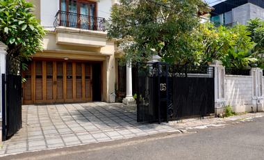 Rumah Mewah Slipi Jakarta Barat , Dalam Komplek Harga Bawah Njop , Harga 22M Nego