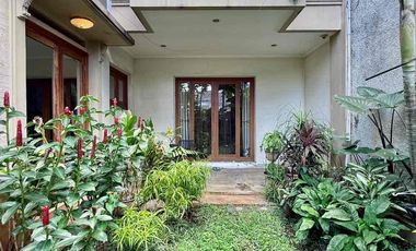 Rumah Mewah Slipi Jakarta Barat , Dalam Komplek Harga Bawah Njop , Harga 22M Nego