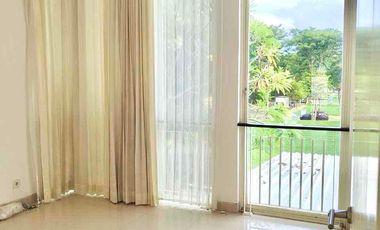 DISEWAKAN rumah Pakuwon city dekat Pakuwon city mall (pcm)