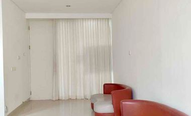 DISEWAKAN rumah Pakuwon city dekat Pakuwon city mall (pcm)