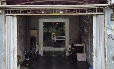 Strategis! Siap pakai Disewakana Ruko 4lt furnished sangat cocok untuk berbagai usaha seperti salon, bridal, kantor, maupun café di kawasan strategis