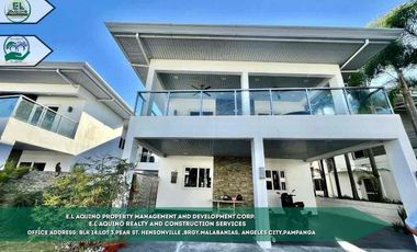 4 Bedrooms House For Rent with Pool Located in a secured subdivision in Barangay Amsic,Angeles City,Pampanga