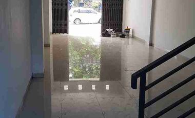 Ruko 3 Lantai 4x17 Disewa Dijual di Bogor Selatan