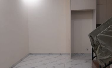 Hunian dlm cluster cakep dipinggir jalan raya utama jatiwarna lokasi dekat tol JORR jatiwarna