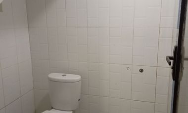 Hunian dlm cluster cakep dipinggir jalan raya utama jatiwarna lokasi dekat tol JORR jatiwarna