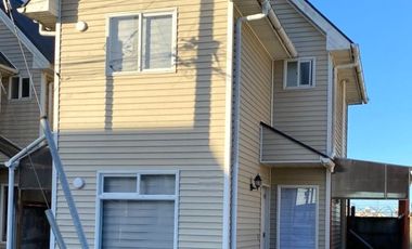 Vende casa Condominio Altos del Tepual, Puerto Montt.
