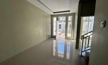 Rumah 2 Lantai Pusat Kota Makassar 2 Menit ke Jl. Pettarani