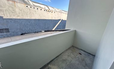 Rumah 2 Lantai Pusat Kota Makassar 2 Menit ke Jl. Pettarani
