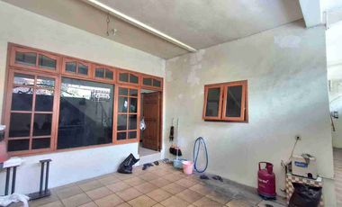 Jual Cepat! Rumah + Toko Pusat Kota Kediri Dekat Gudang Garam