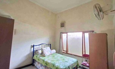 Jual Cepat! Rumah + Toko Pusat Kota Kediri Dekat Gudang Garam