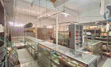 Jual Cepat! Rumah + Toko Pusat Kota Kediri Dekat Gudang Garam