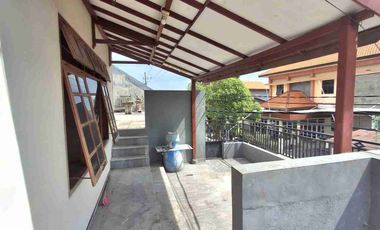 Jual Cepat! Rumah + Toko Pusat Kota Kediri Dekat Gudang Garam