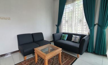 Rumah Mewah Full Furnish di Sayap Buah Batu