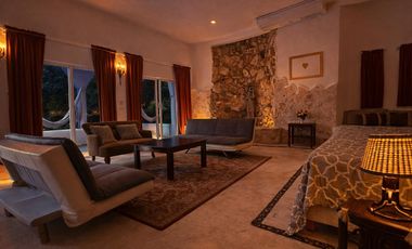 🏰 CASTILLO DE AMOR — Villa For Sale Playacar Phase I