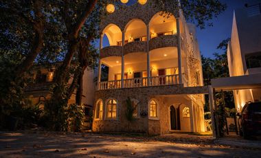 🏰 CASTILLO DE AMOR — Villa For Sale Playacar Phase I
