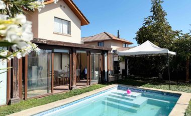 Propiedad ÚNICA en venta EL POLO MACHALÍ (casa y box)