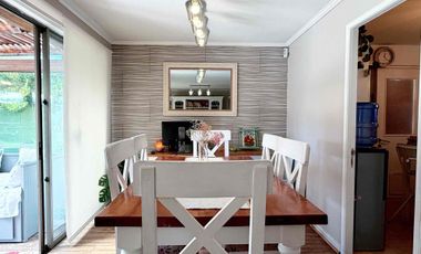 Propiedad ÚNICA en venta EL POLO MACHALÍ (casa y box)