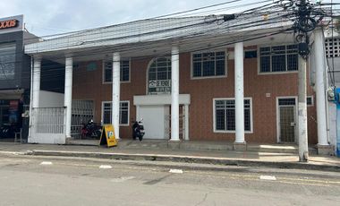 SE VENDE PROPIEDAD CON ALTO POTENCIAL COMERCIAL EN LA CIUDAD DE PORTOVIEJO
