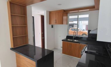 VENTA DE CASA NUEVA EN LA TRINIDAD 2