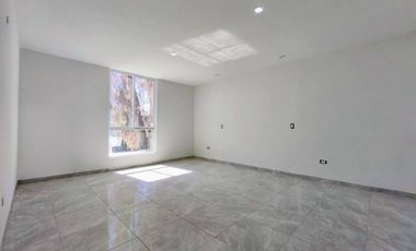 VENTA DE CASA NUEVA AMPLIA EN RESERVA BOSQUE SERENO