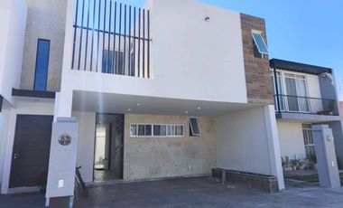 VENTA DE CASA NUEVA AMPLIA EN RESERVA BOSQUE SERENO