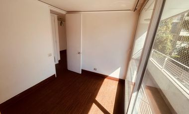 Depto. 2 Dorm+2 Baños y estacionemiento, San Diego 161 Santiago Centro