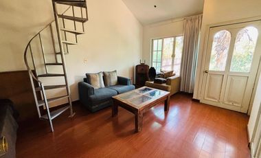 Casa con gran jardín en venta en privado Balcones de Santa María Morelia $8,090,000