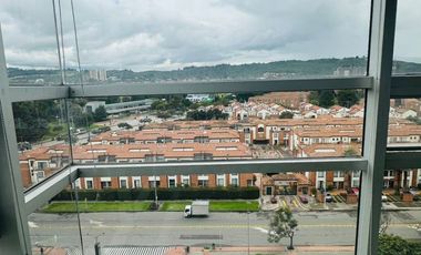Arrienda Oficina en Mirandela CC SANATFE