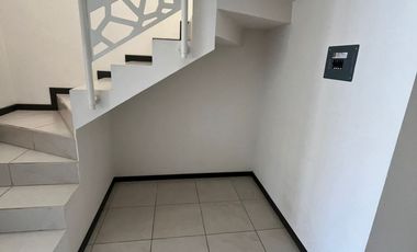 CASA EN RENTA EN CAÑADAS DEL BOSQUE TRES MARIAS MORELIA IDEAL PARA DOCTORES