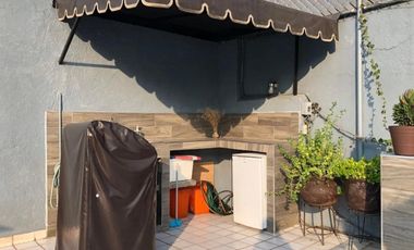 VENDO CASA EN EL CORAZON DE LA CONDESA CON FACTIBILIDAD DE SACAR USO DE SUELO