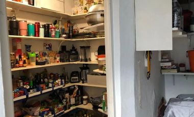 VENDO CASA EN EL CORAZON DE LA CONDESA CON FACTIBILIDAD DE SACAR USO DE SUELO