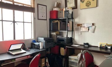 VENDO CASA EN EL CORAZON DE LA CONDESA CON FACTIBILIDAD DE SACAR USO DE SUELO