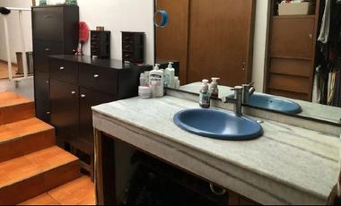 VENDO CASA EN EL CORAZON DE LA CONDESA CON FACTIBILIDAD DE SACAR USO DE SUELO