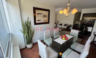 🏡 Una Casa Hecha Departamento ✨ – Se Vende Exclusivo Flat De 215 M² Con 4 Dormitorios, 2 Terrazas Y 2 Cocheras + Depósito En Valle Hermoso