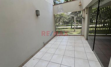 🏡 Una Casa Hecha Departamento ✨ – Se Vende Exclusivo Flat De 215 M² Con 4 Dormitorios, 2 Terrazas Y 2 Cocheras + Depósito En Valle Hermoso