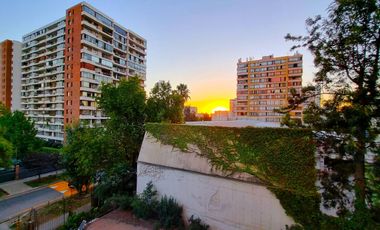 Metro Ciudad Del Niño, Vargas Buston con Carlos Walker Martínez